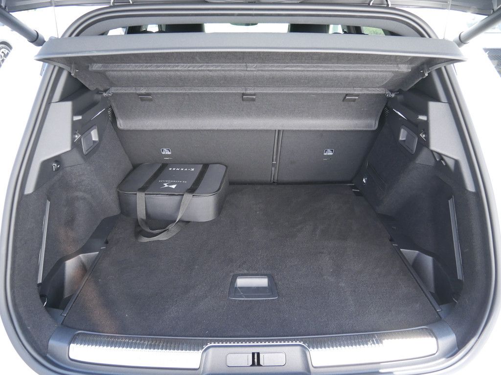 DS Automobiles DS 7 Crossback E-Tense Rivoli 4x4 AKTIVSITZE LED