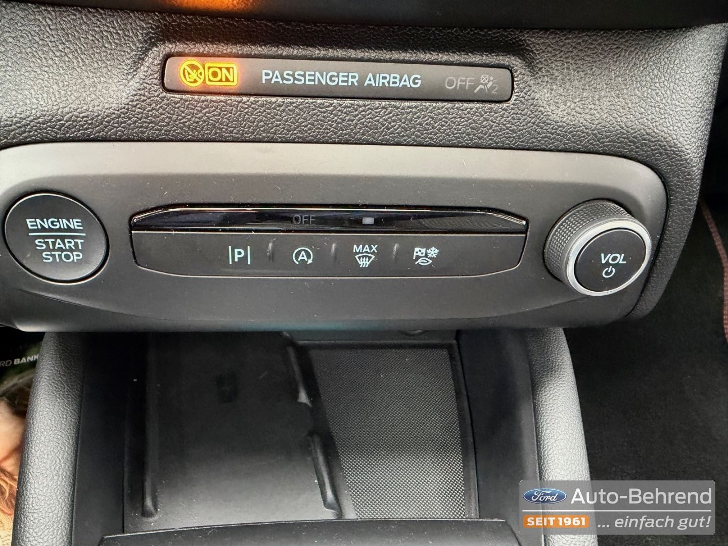 Ford Focus ST-Line X Automatik Panoramadach Kamera