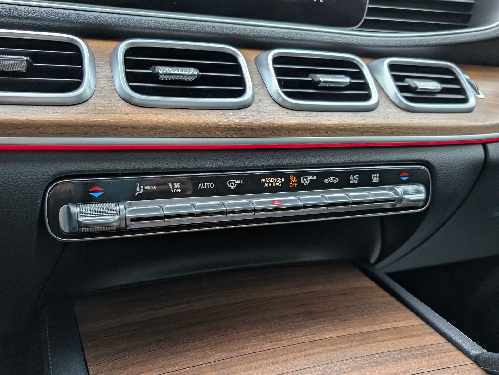 Mercedes-Benz GLE 350e4Matic*1Hd*Dis+*AHK*360°PANO*JungeSterne