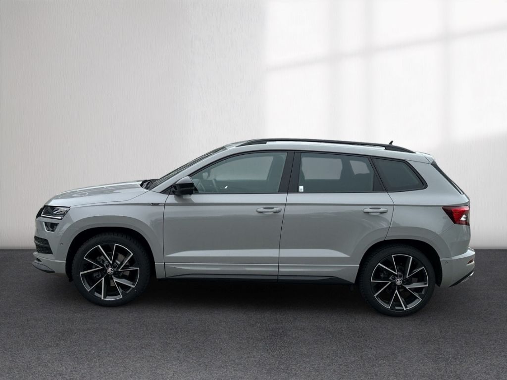 Skoda Karoq TDI 4x4 DSG Sportline AHK Pano Navi 360°
