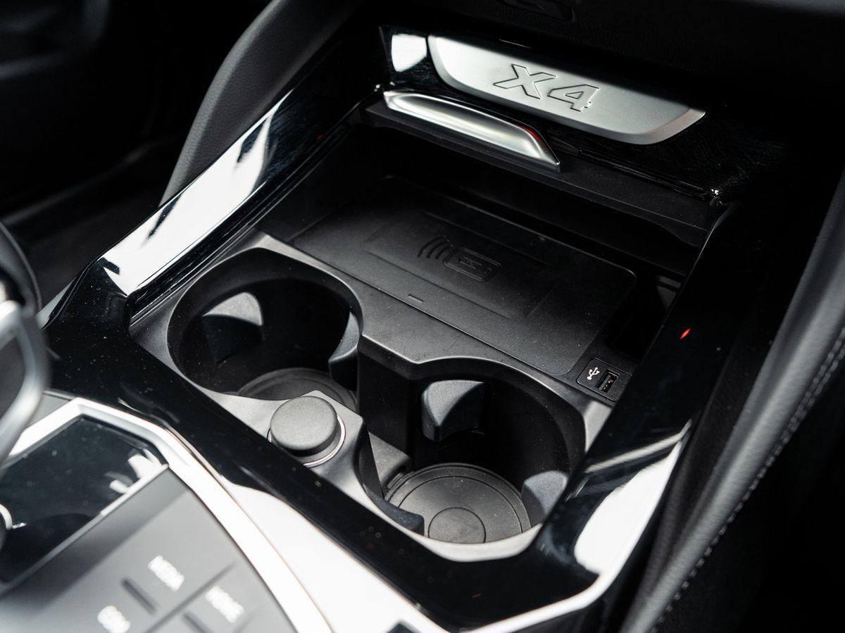 BMW X4 xDrive30d M-Sport AHK PANO ACC HuD Laser KoZg