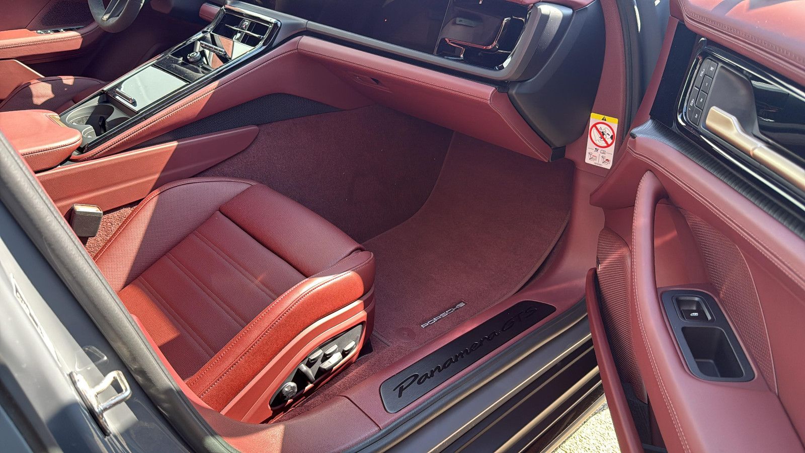 Porsche Panamera GTS/MY26/PANO/BLANCO COC