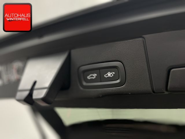 Volvo XC60 B4 - Samsaru's Car Outlet