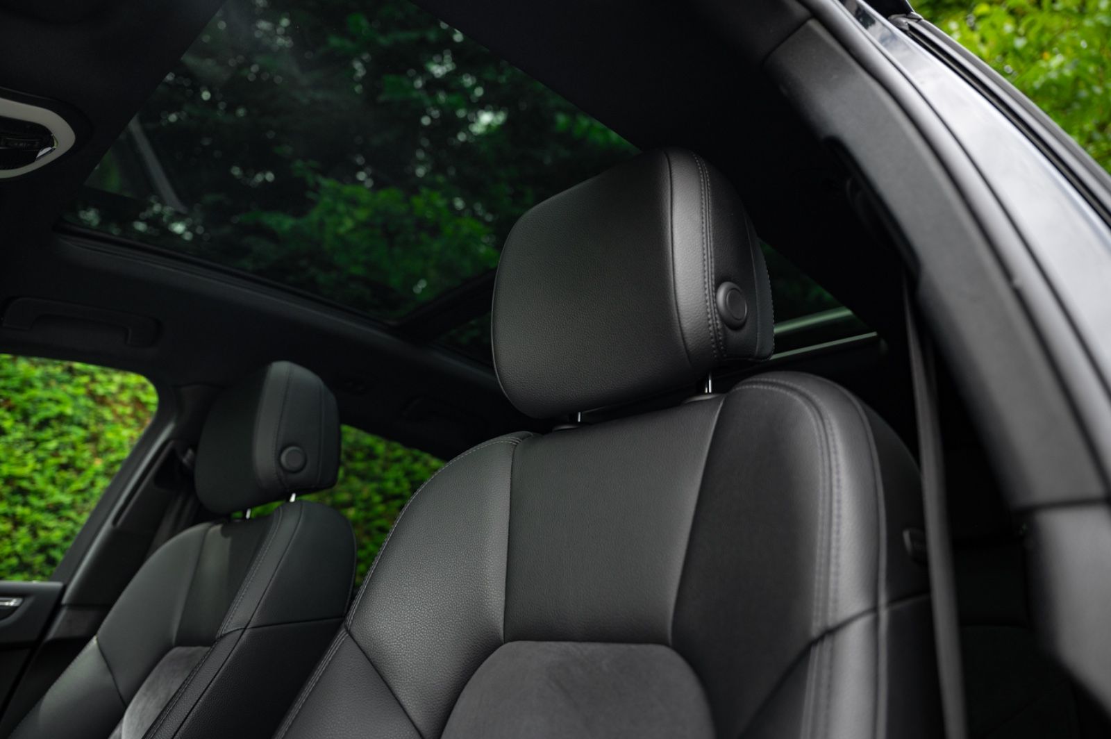 Porsche Macan 245PS - Samsaru's Car Outlet