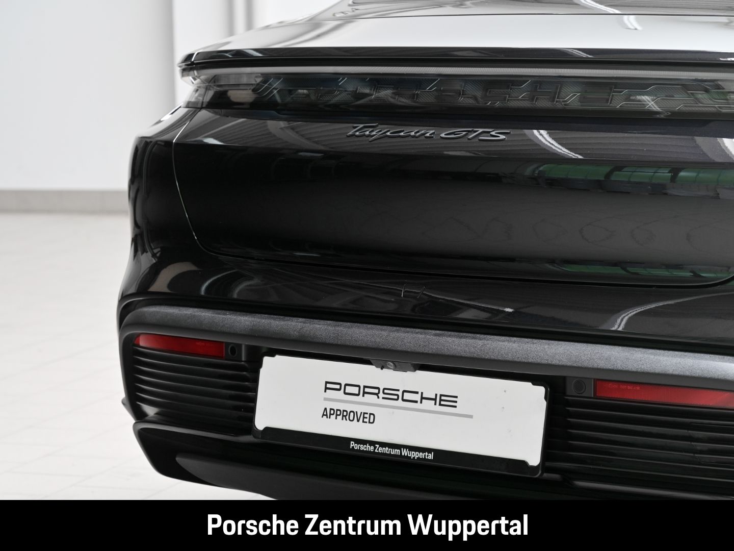 Porsche Taycan GTS Head-Up Display BOSE 21-Zoll LED