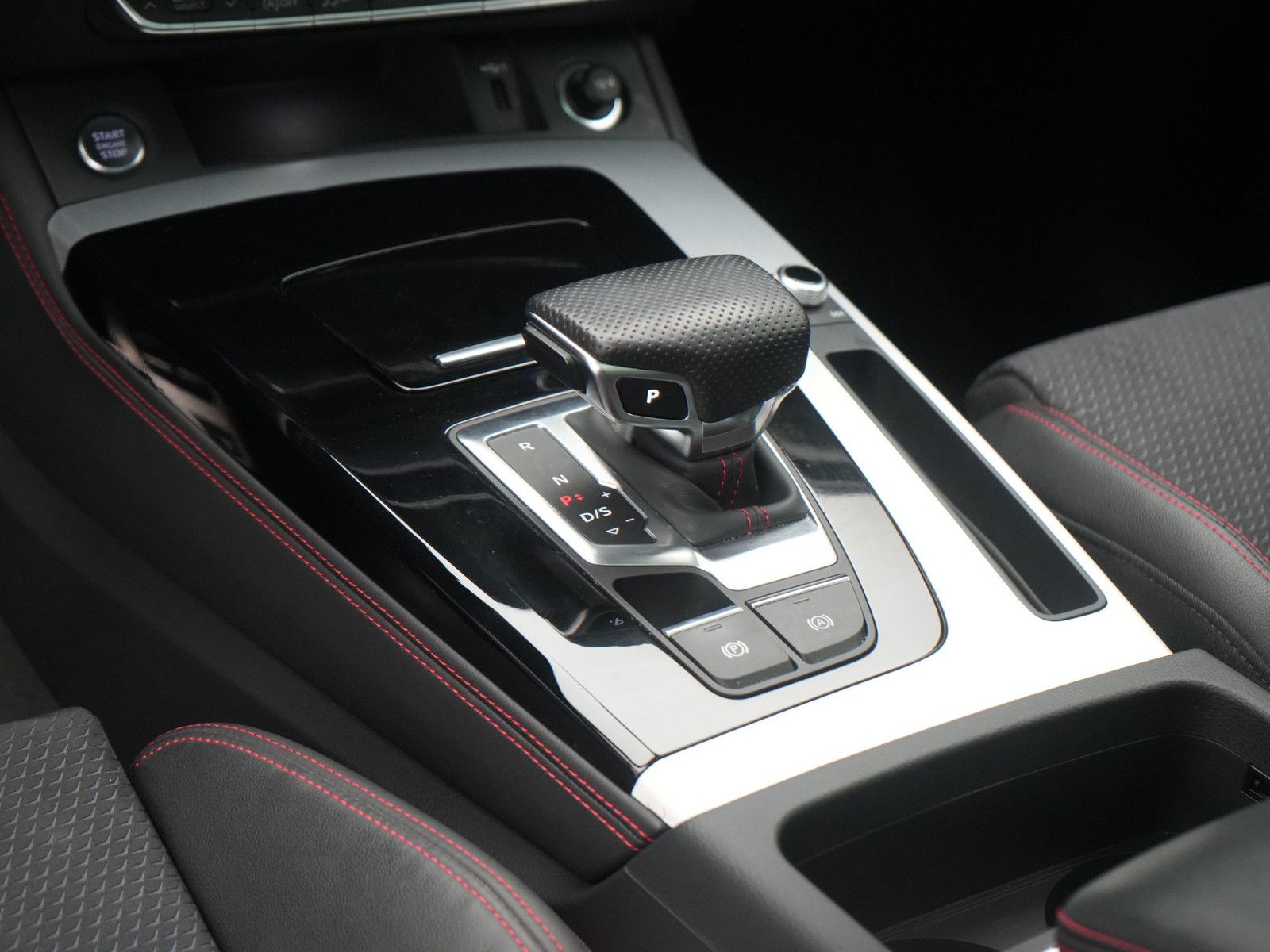 Audi Q5 40 quattro S line AHK ACC PANO NAVI LED SHZ