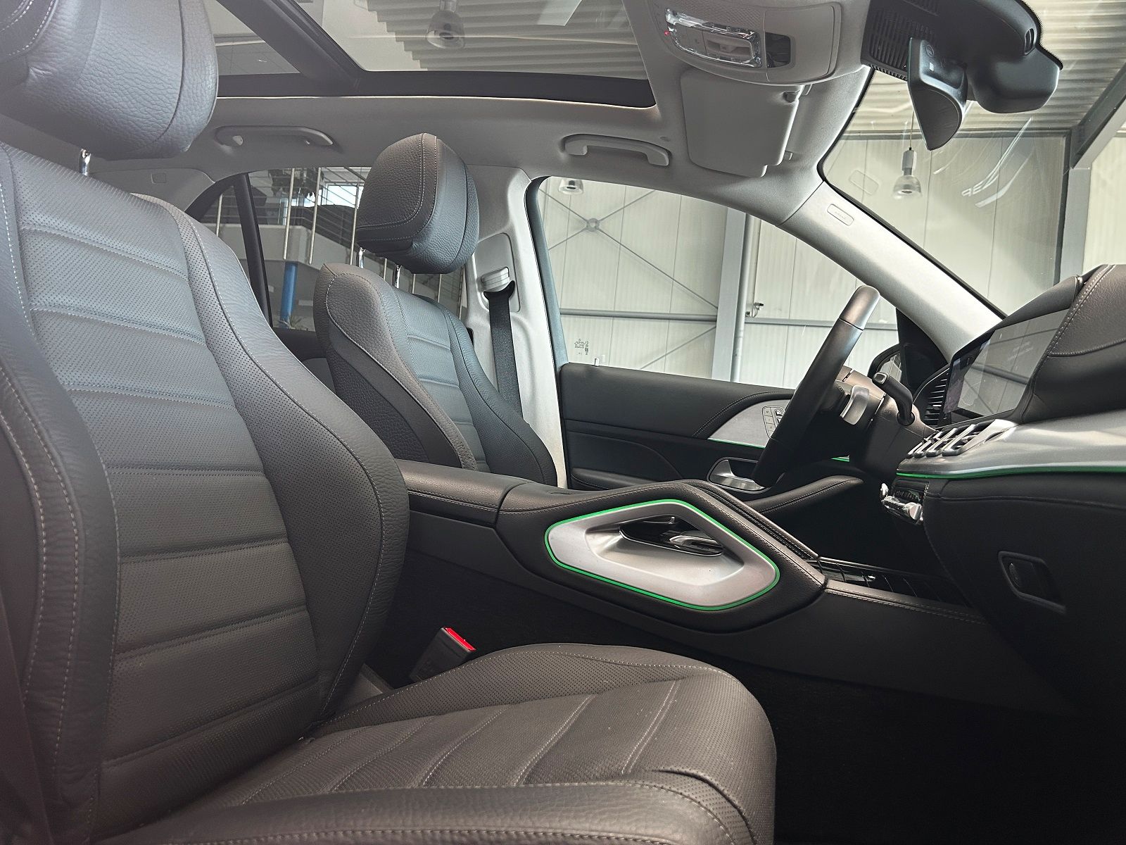 Mercedes-Benz GLE 580 4M AMG PREMIUM PLUS DISTRONIC-MEMORY-DAB