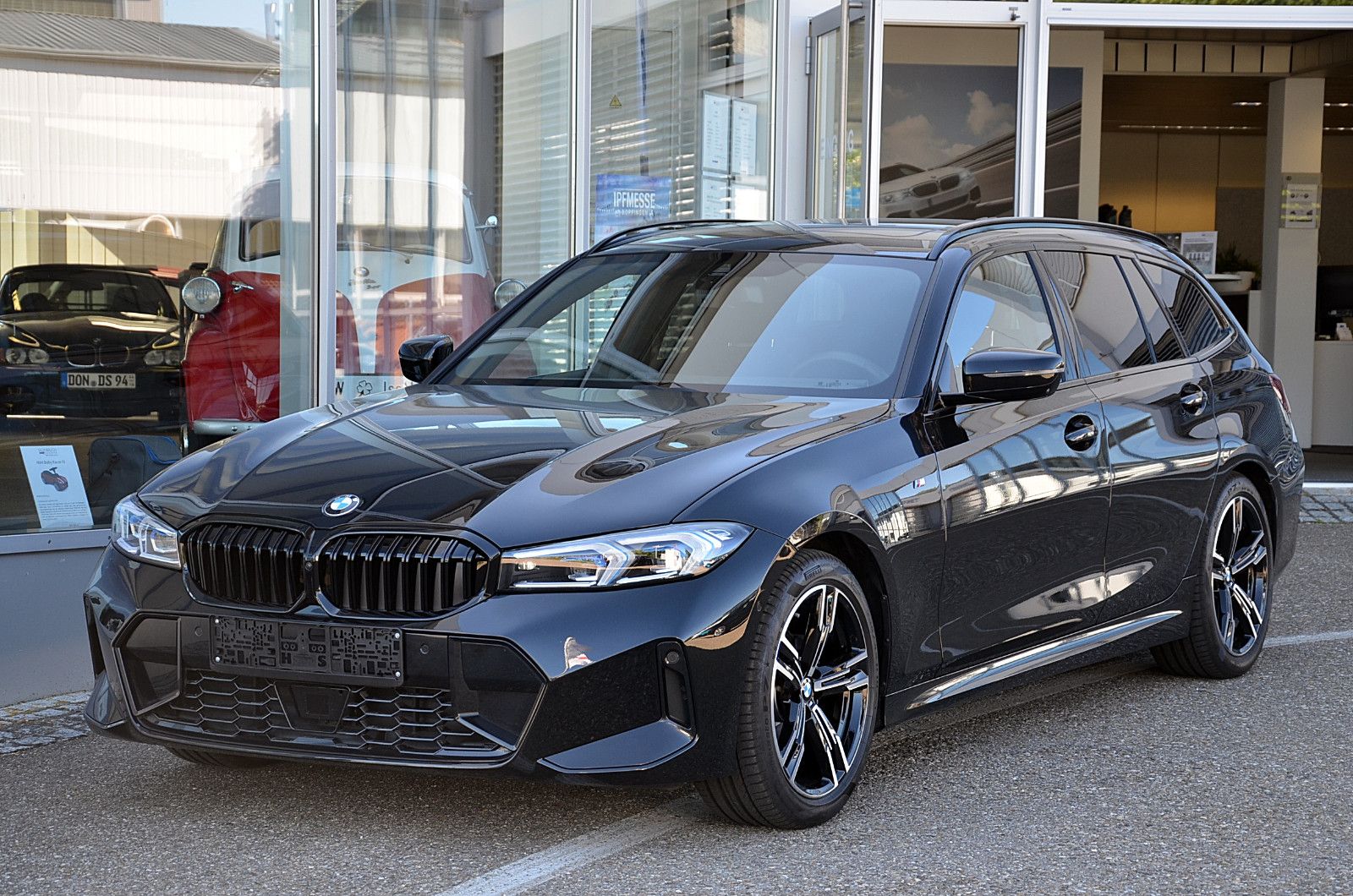BMW 320d Tour/M Sportpaket/360Kamera/Gl.Dach/Head-Up