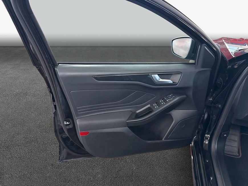 Ford Focus Turnier 1.5 EcoBlue Aut. ST-LINE X,AHK,Ass
