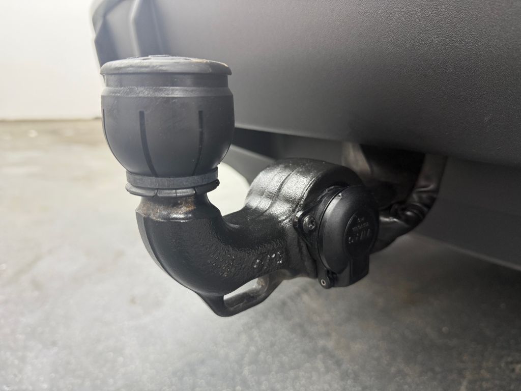 Audi Q3 40 TFSI Sportback quattro S line - Samsaru's Car Outlet