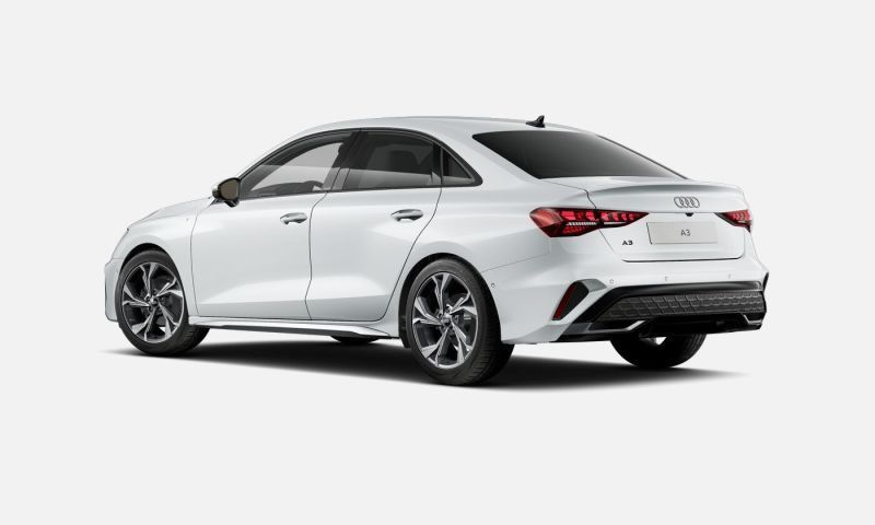 Audi A3 Limousine 30 TFSI S-tronic S-Line - Samsaru's Car Outlet