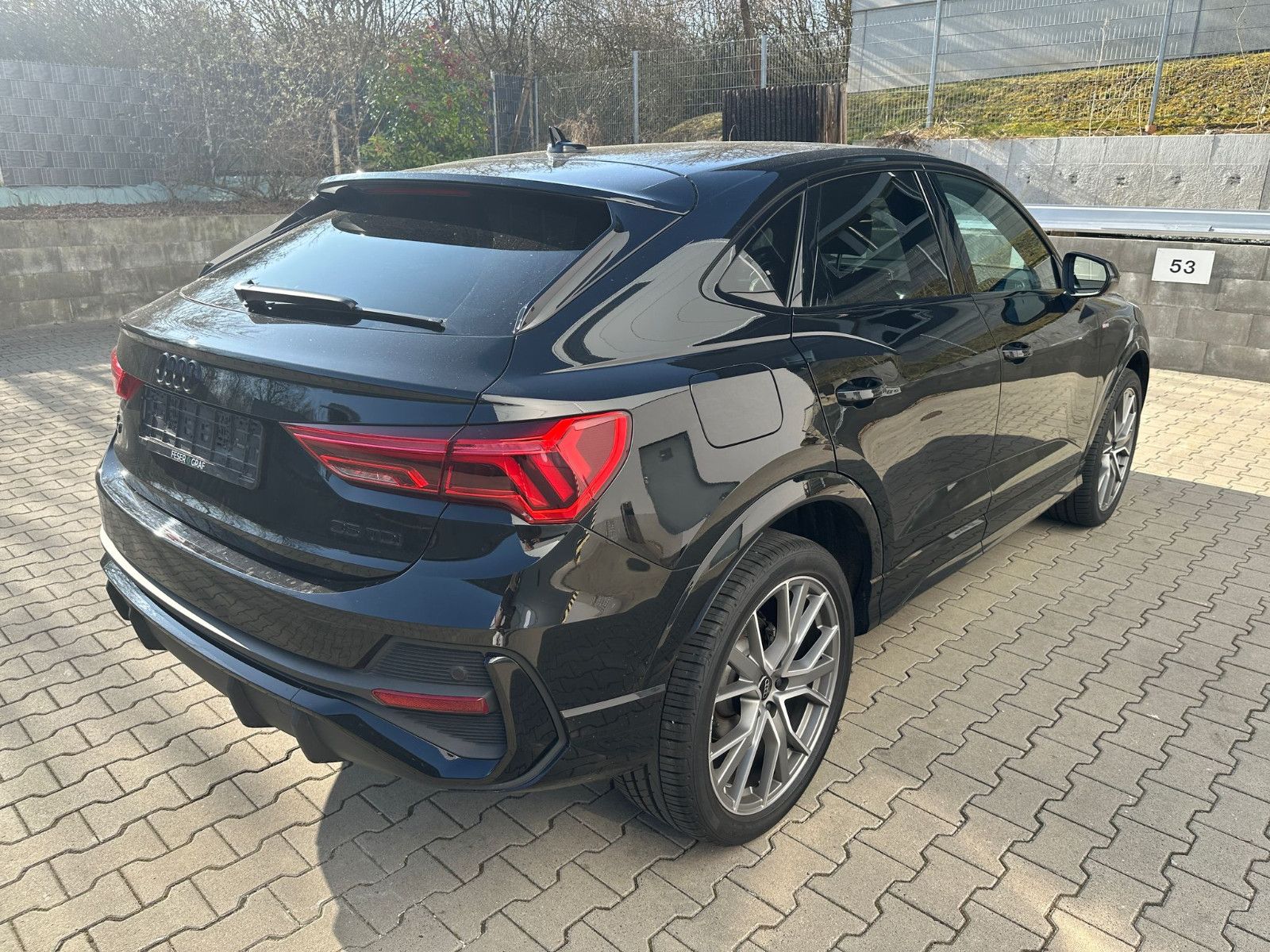 Audi Q3 35 TDI Sportback S line - Samsaru's Car Outlet