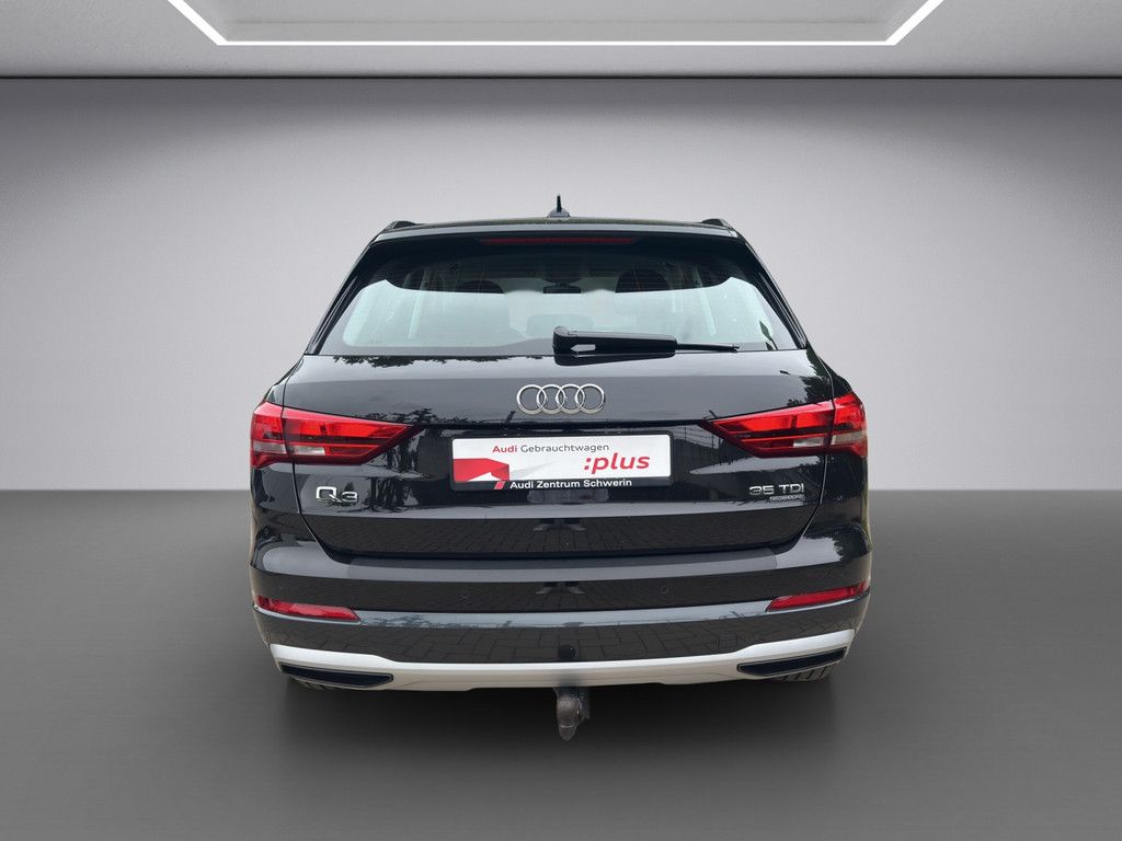 Audi Q3 35 2.0 TDI quattro advanced - Samsaru's Car Outlet