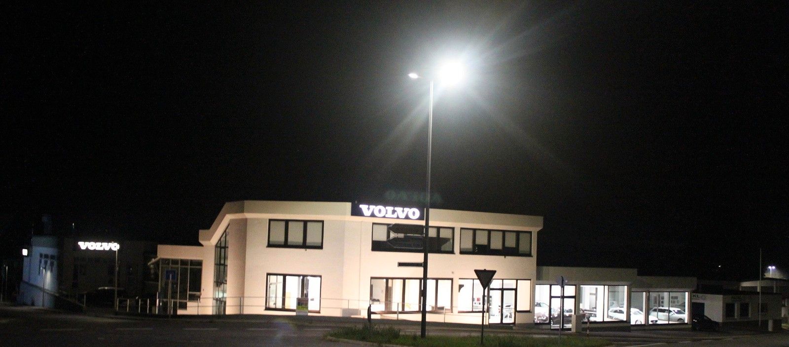 Volvo XC40 Plus Pure Electric*TWIN*SONDERZINS