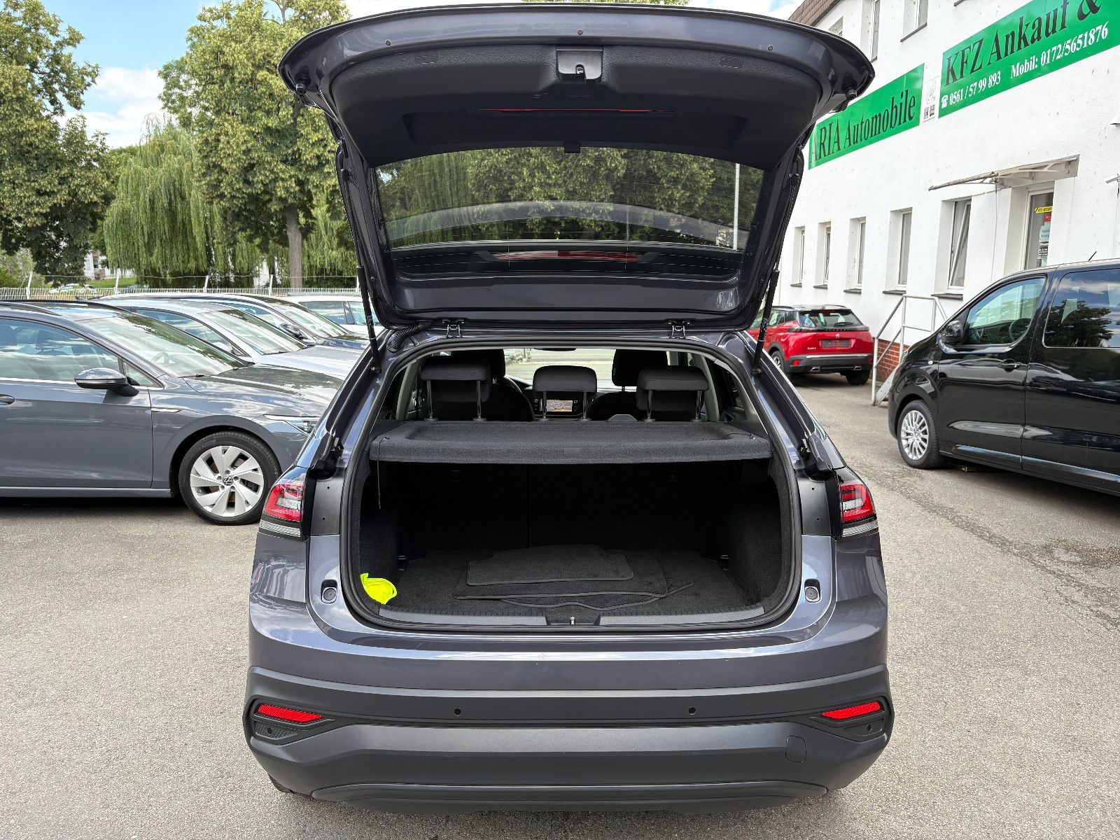 Volkswagen Taigo 1.0 TSI DSG IQ DRIVE Life - Samsaru's Car Outlet