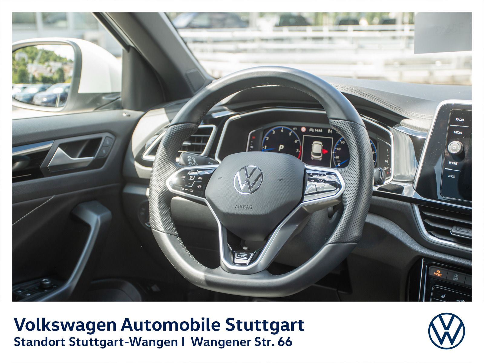 Volkswagen T-Roc R-Line 1.5 TSI DSG - Samsaru's Car Outlet