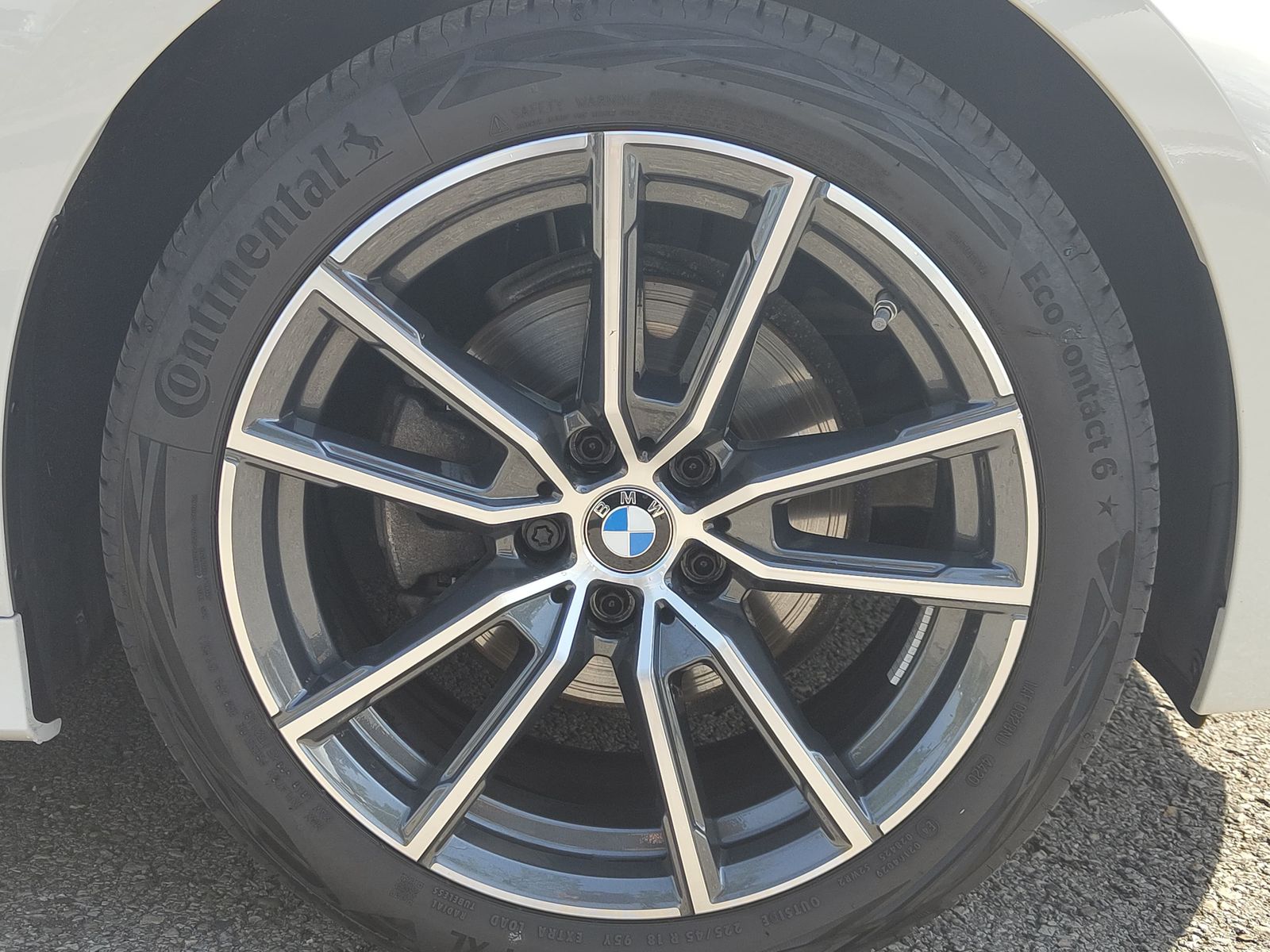 BMW 320i Touring Advantage - Samsaru's Car Outlet