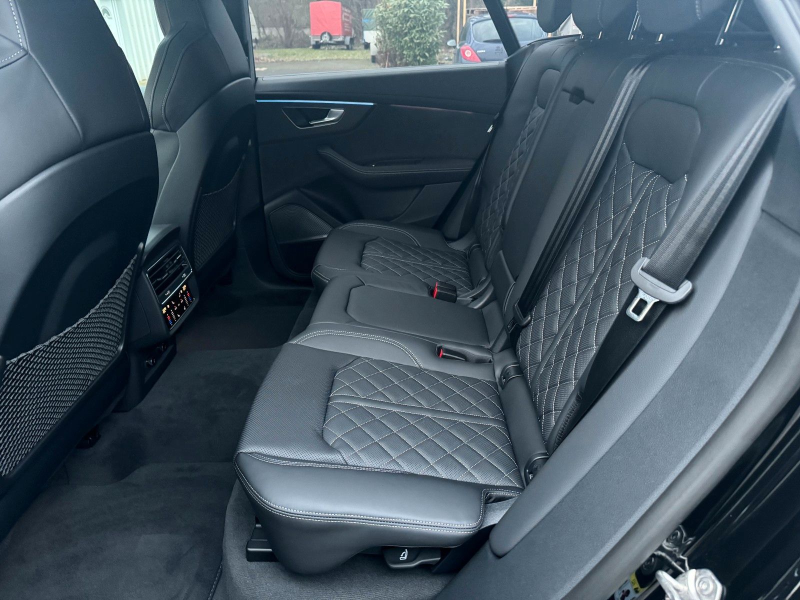 Audi Q8 50 TDI quattro.3 x S-Line.UPE 141.745€