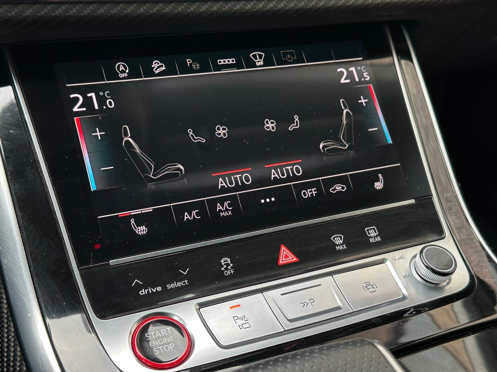 Audi RSQ8 4.0 TFSI PANORAMA/CARBON/BANG&OLUFSEN/