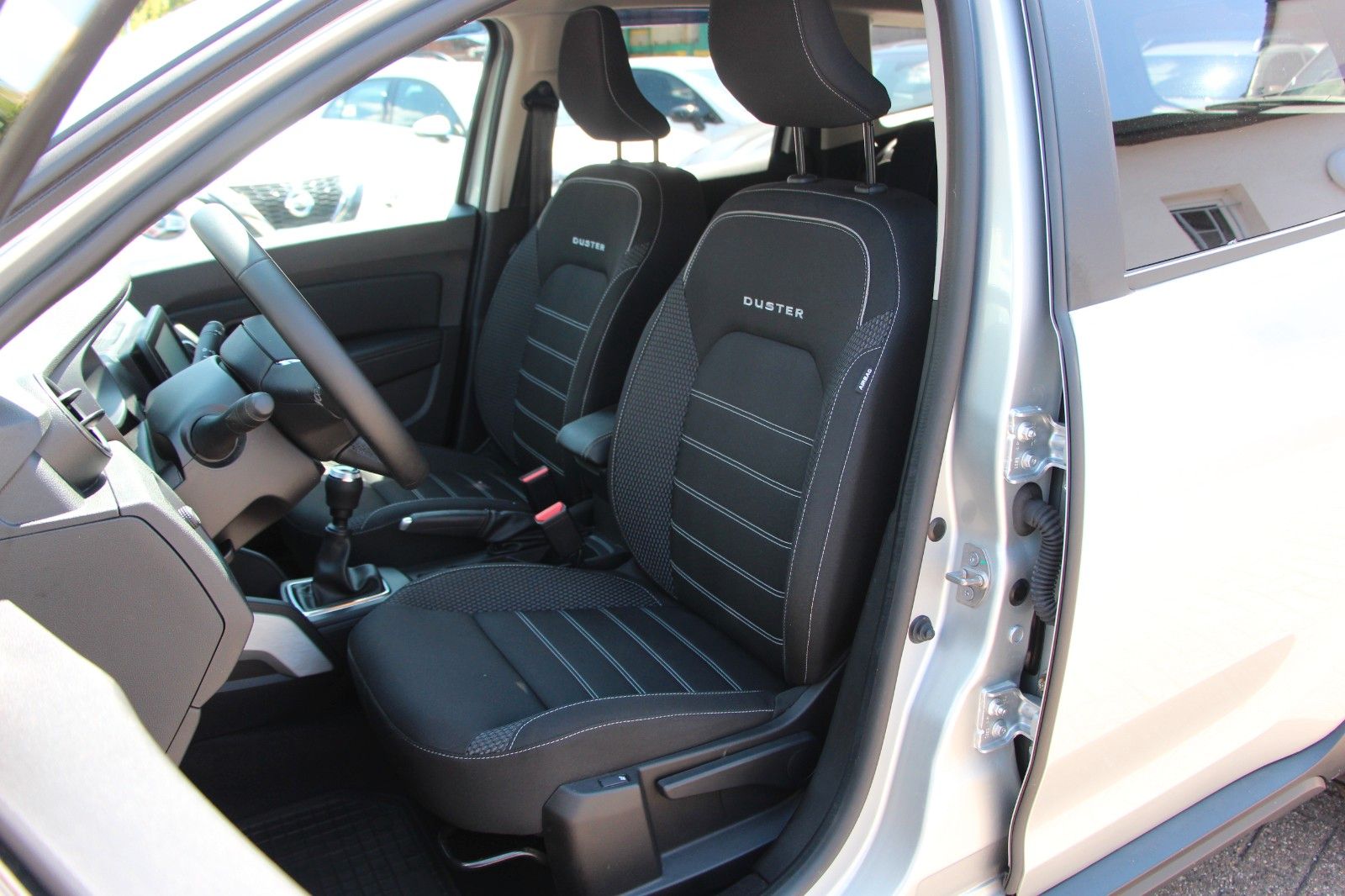 Dacia Duster TCe 150 4WD Prestige - Samsaru's Car Outlet