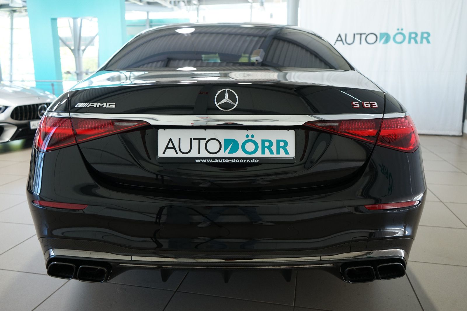 Mercedes-Benz S 63 AMG E-Performance 4M+ L Massage+TV+Panorama