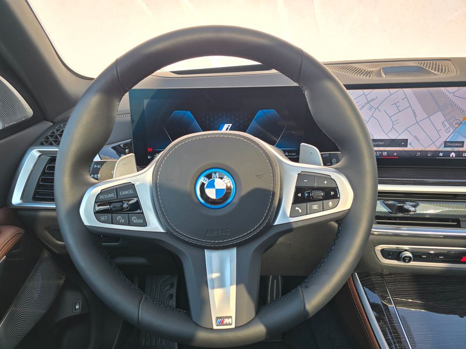 BMW X5 xDrive50e M Sportpaket*Pano*AHK*adapLED*DAPro