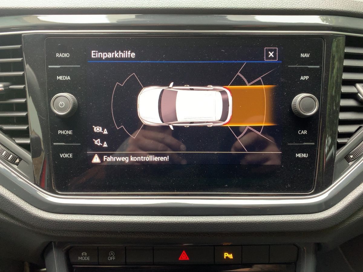 Volkswagen T-Roc 1.5 TSI DSG SPORT - Samsaru's Car Outlet