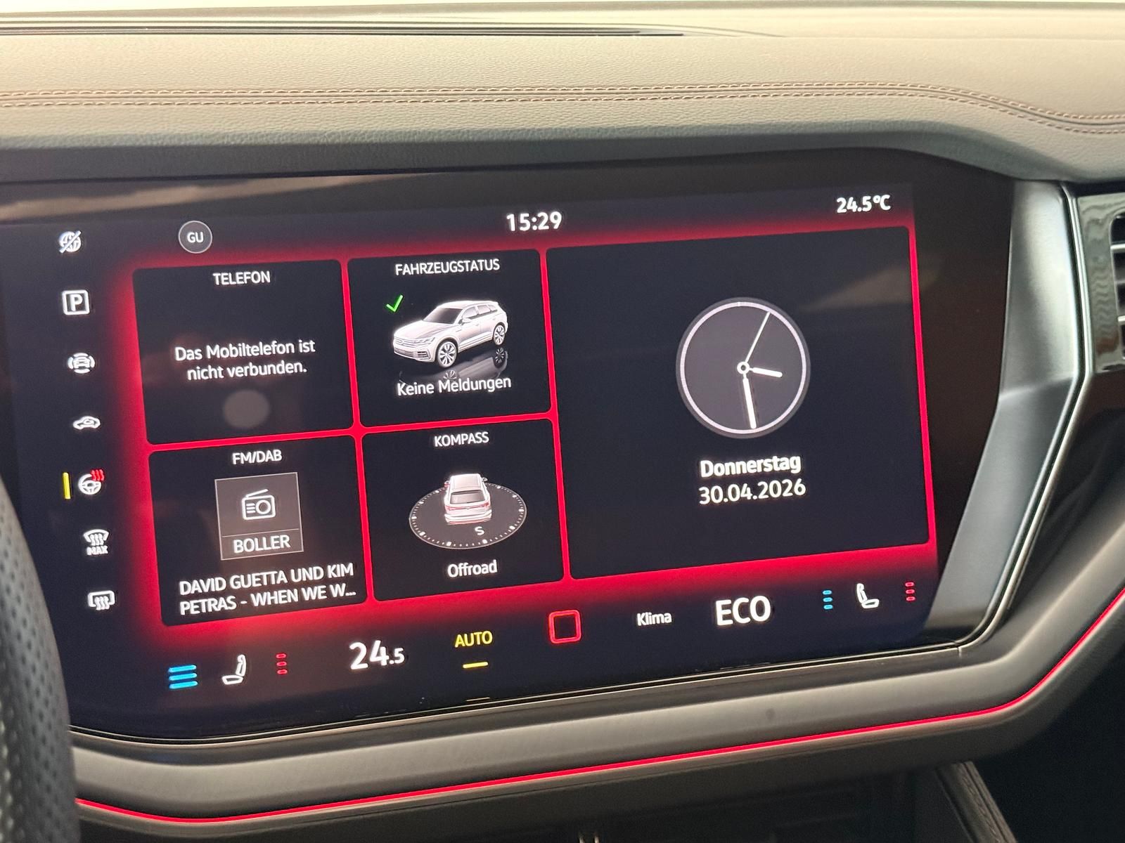 Volkswagen Touareg R-Line-Pano/ACC/AHK/360/Dynaudio/Massage