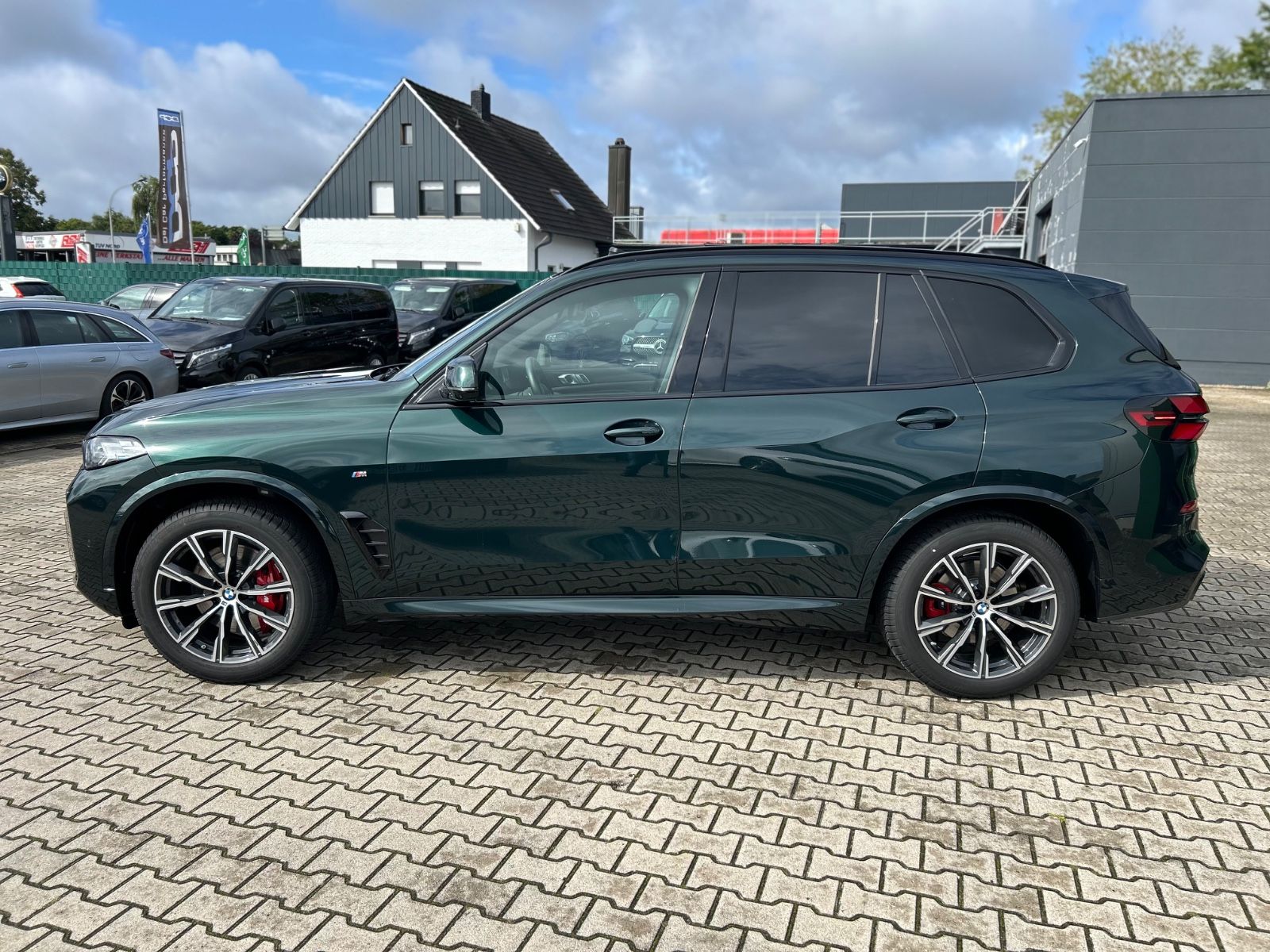 BMW X5 30d M Sport Pro -2Achs-SkyLoung-BelüSitz-360K