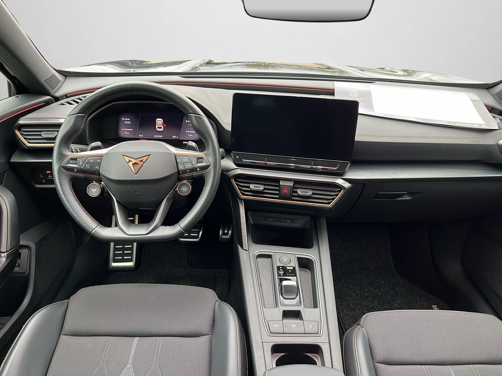Cupra Formentor 2,0 TSI VZ DSG NAVI/AHK/LED/Front Asis