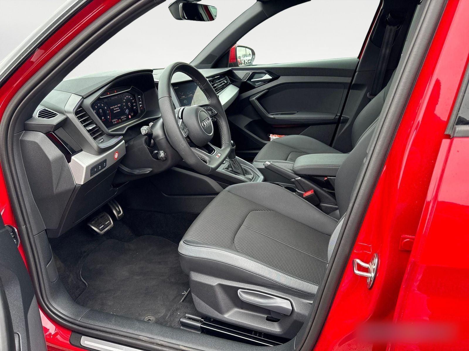 Audi A1 allstreet 35 TFSI - S line - Samsaru's Car Outlet