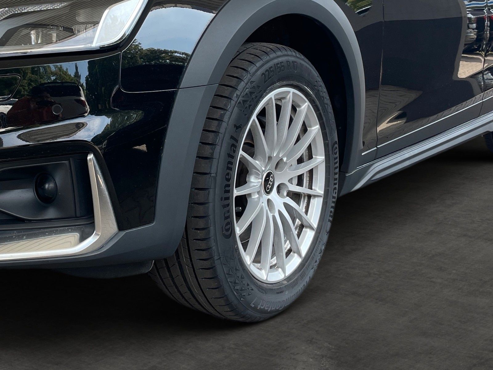 Audi A4 Allroad q 40 TDI+Navi+LED+AHK+Sitzh+Kamera+