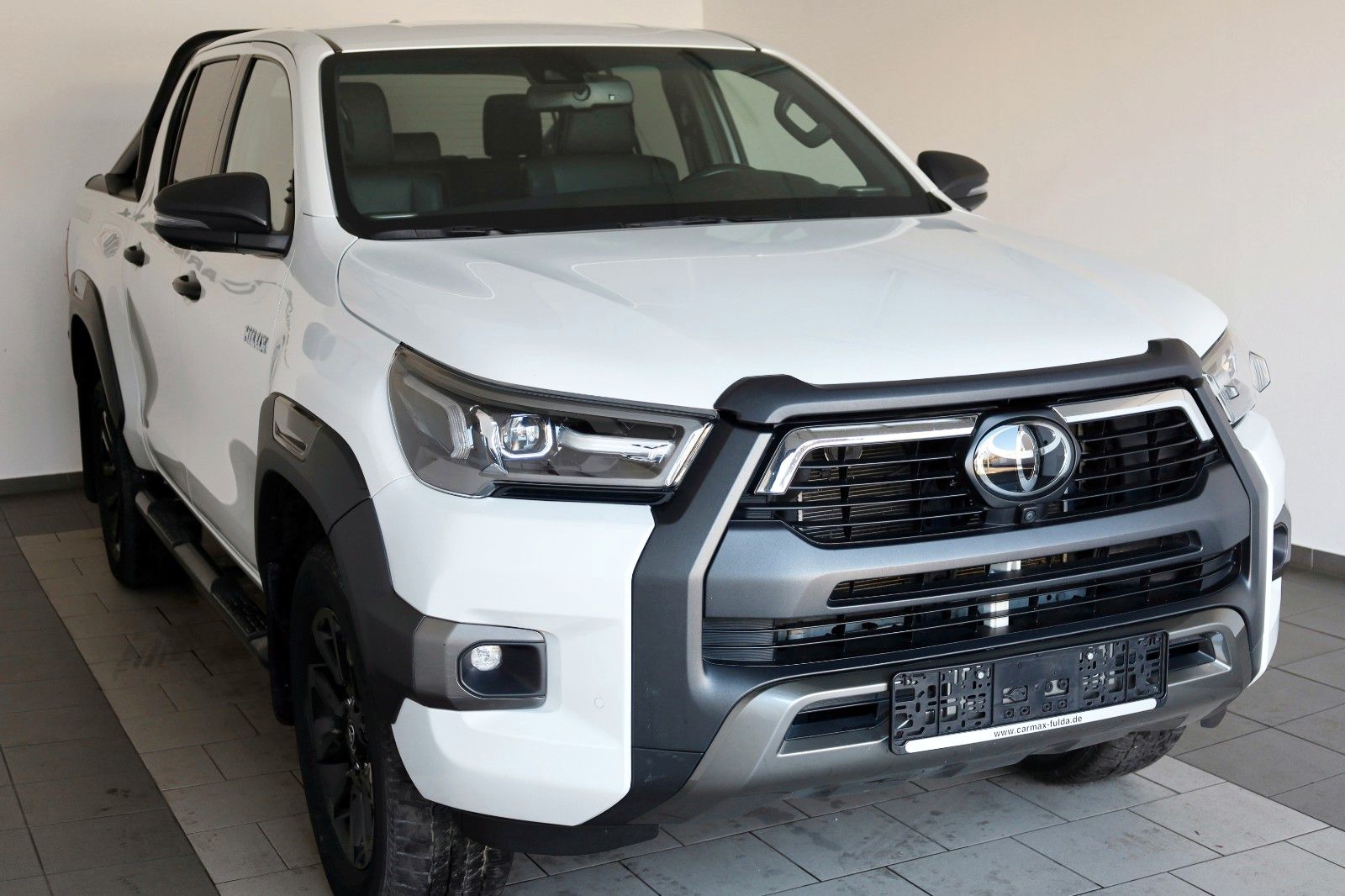 Toyota Hilux 2.8 D-4D 4x4 Invincible Sport,ACC,360°,AHK