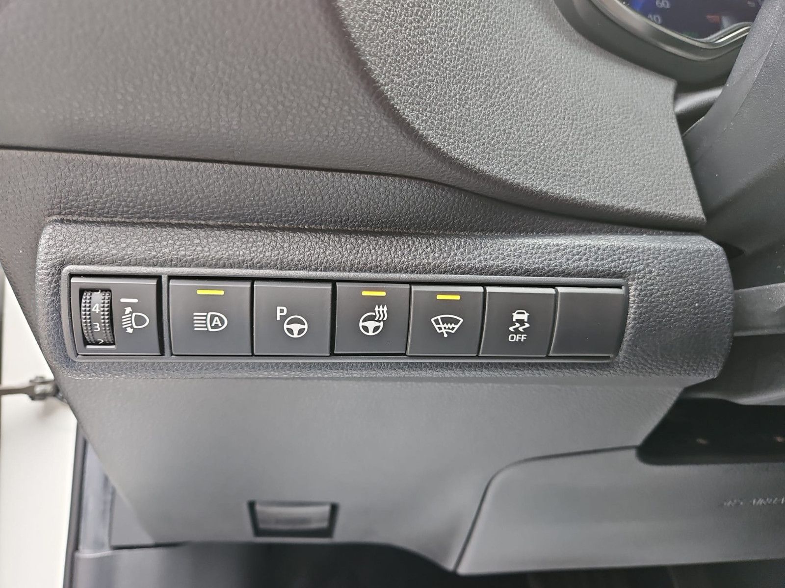 Toyota Corolla 2.0 Limousine Hybrid - Samsaru's Car Outlet