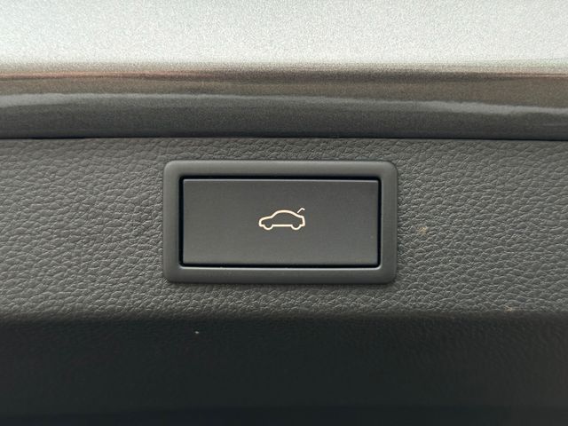 Skoda 150PS 4x4 DSG Sportline Side Assist eHK LM19"AHK