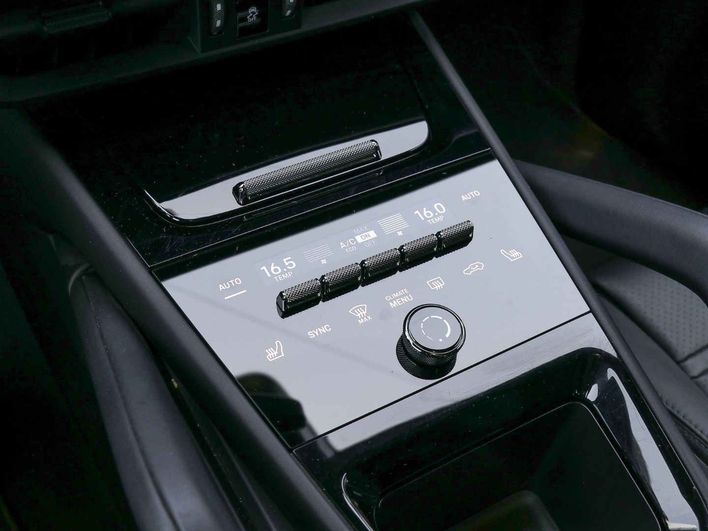 Porsche Cayenne E-Hybrid BOSE LED-Matrix Panoramadach