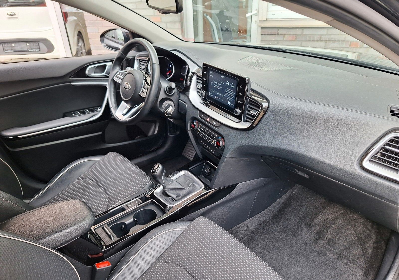 Kia XCeed Vision - Samsaru's Car Outlet