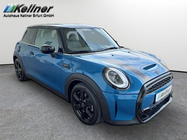 MINI Cooper S - Samsaru's Car Outlet