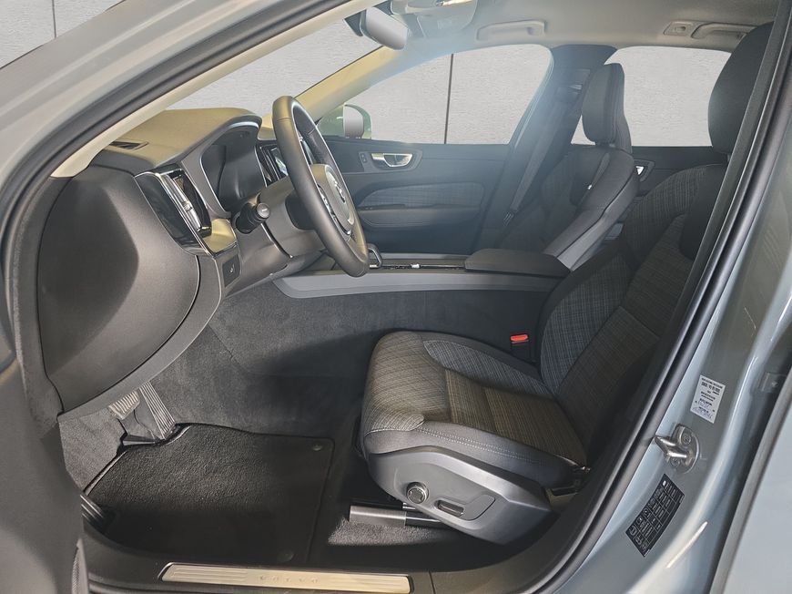 Volvo XC60 B5 B AWD Core