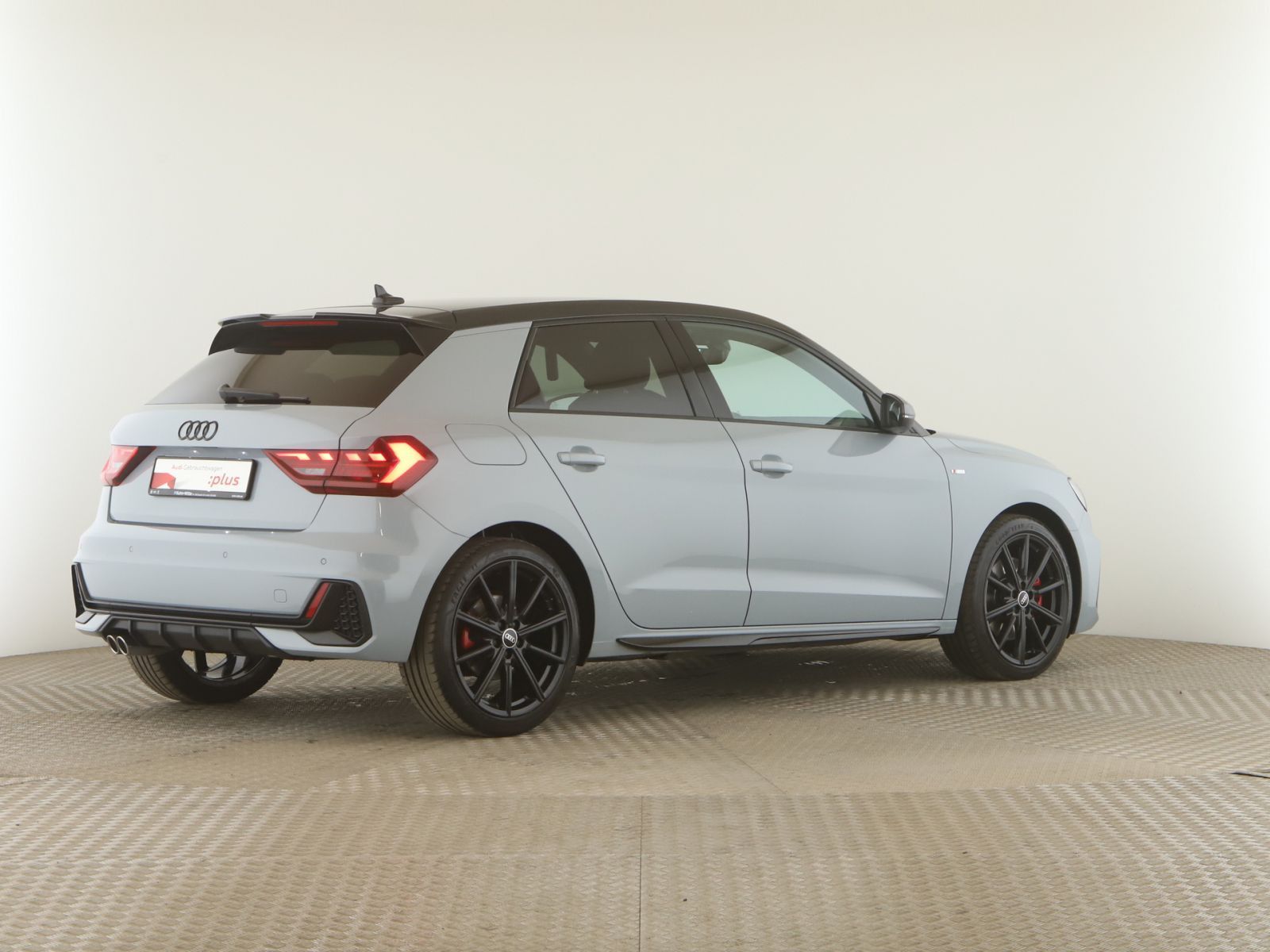 Audi A1 Sportback 40 TFSI S line - Samsaru's Car Outlet