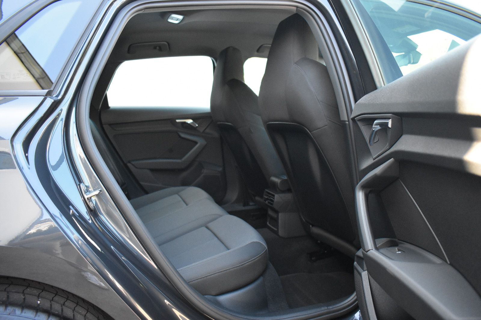 Audi A3 Sportback 30 TFSI S-Tronic - Samsaru's Car Outlet