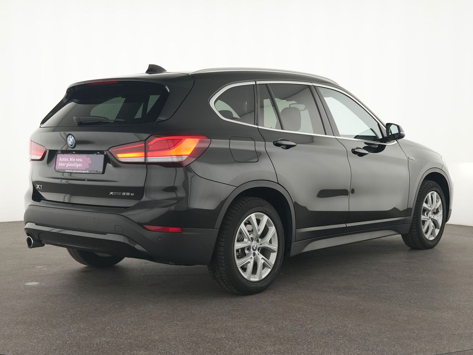 BMW X1 xDrive25e Advantage - Samsaru's Car Outlet