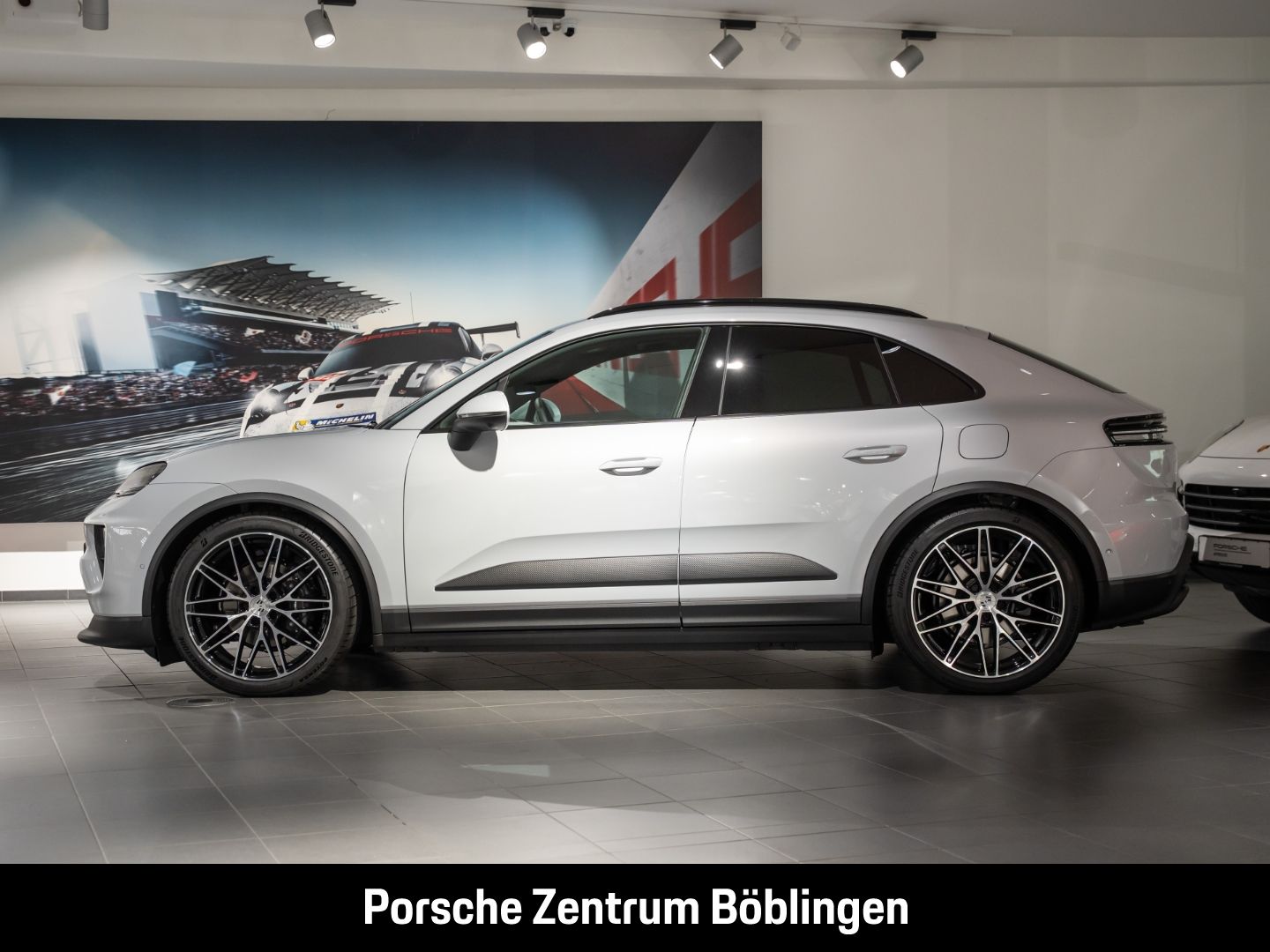 Porsche Macan 4 InnoDrive HeadUp LEDmatrix Panorama BOSE
