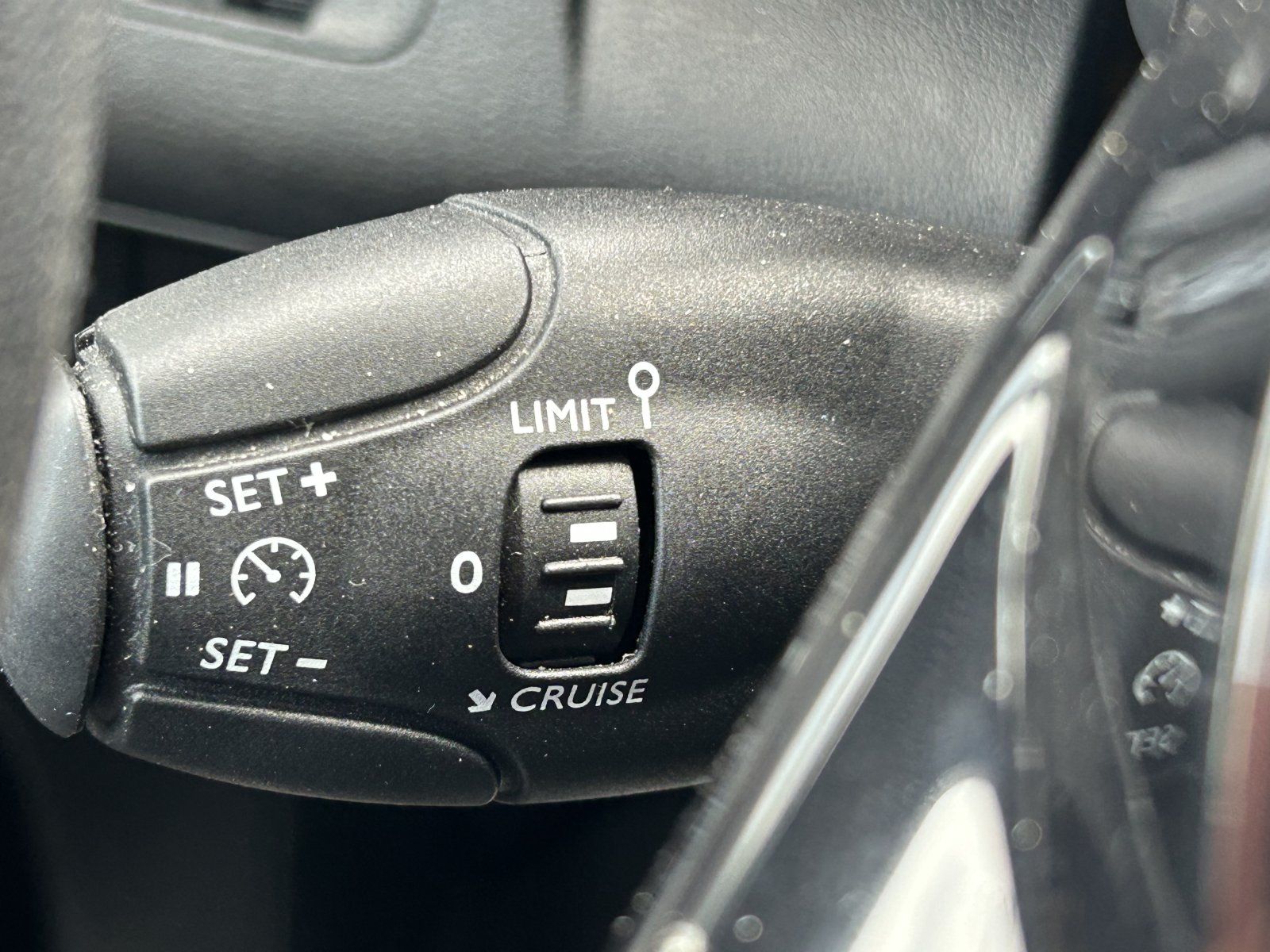 Peugeot Partner 1.5 BlueHDi - Samsaru's Car Outlet