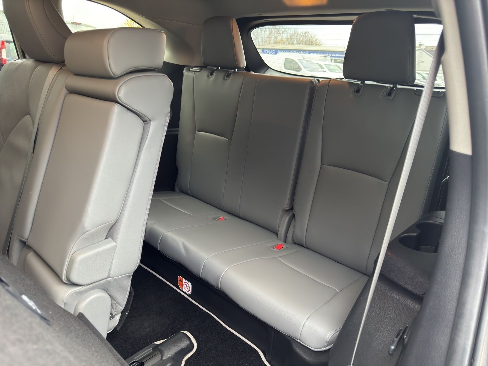 Toyota Highlander Hybrid Luxury 7 SITZER+LEDER+HuD+JBL