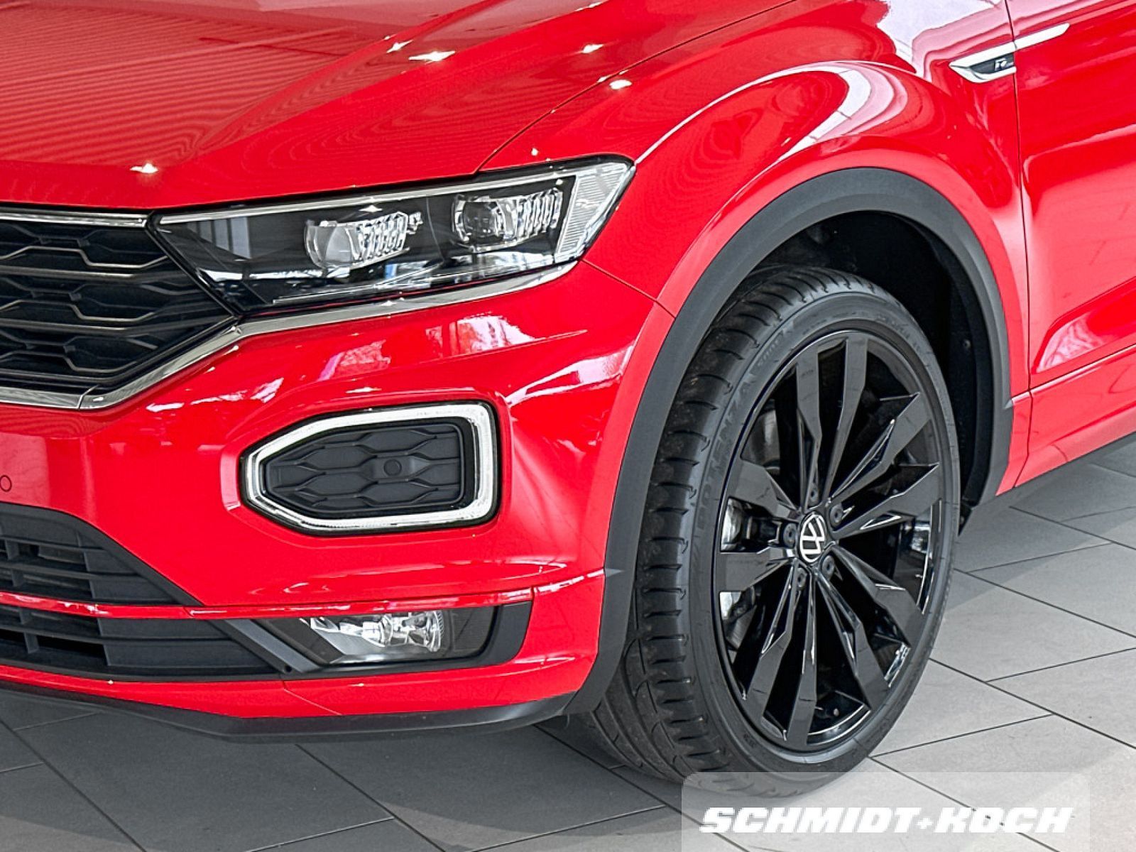 Volkswagen T-Roc 1.5 TSI - Samsaru's Car Outlet