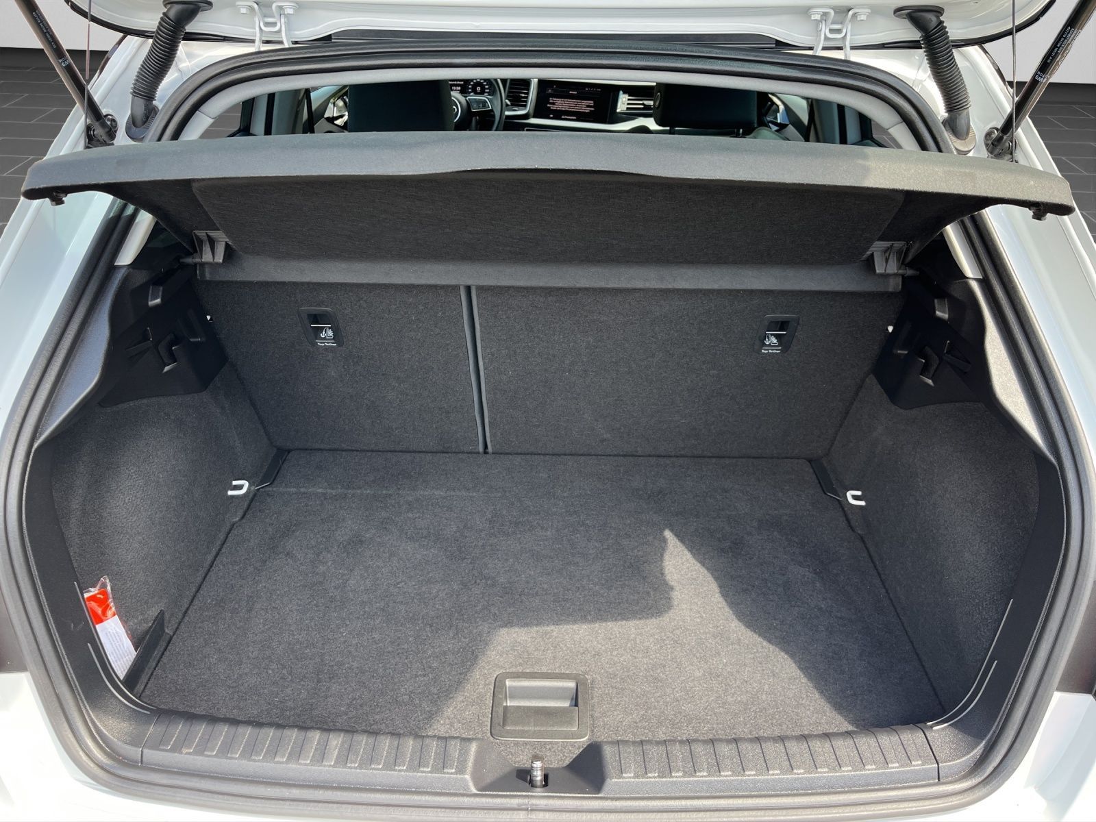 Audi A1 Sportback 1.5 TFSI S-TRONIC - Samsaru's Car Outlet