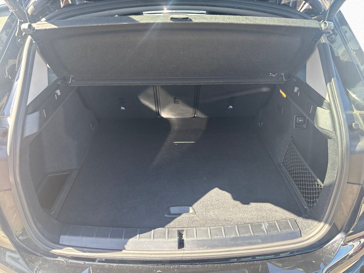 BMW X1 xDrive25e Advantage - Samsaru's Car Outlet