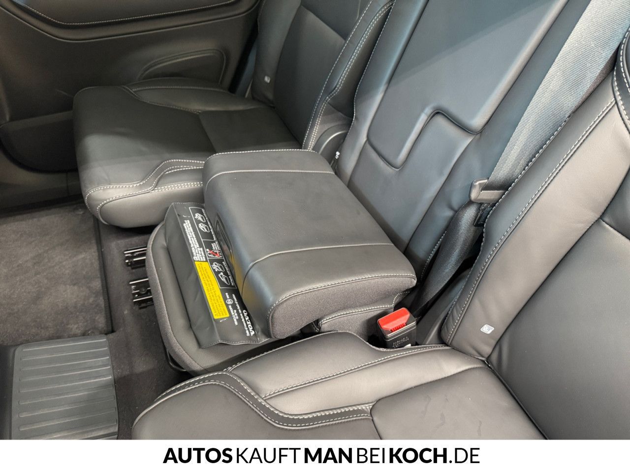 Volvo XC90 T8 Plug-In AWD Ultimate - Samsaru's Car Outlet