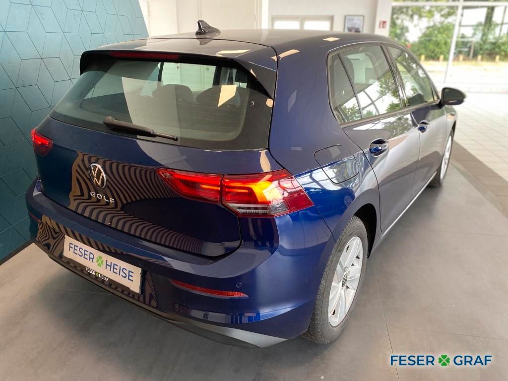 Volkswagen Golf VIII 1.5 TSI Life - Samsaru's Car Outlet